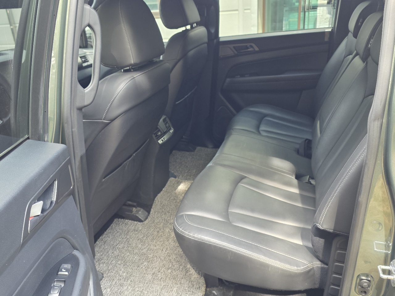 더 뉴 렉스턴 스포츠 4WD 프레스티지 - 사진 15