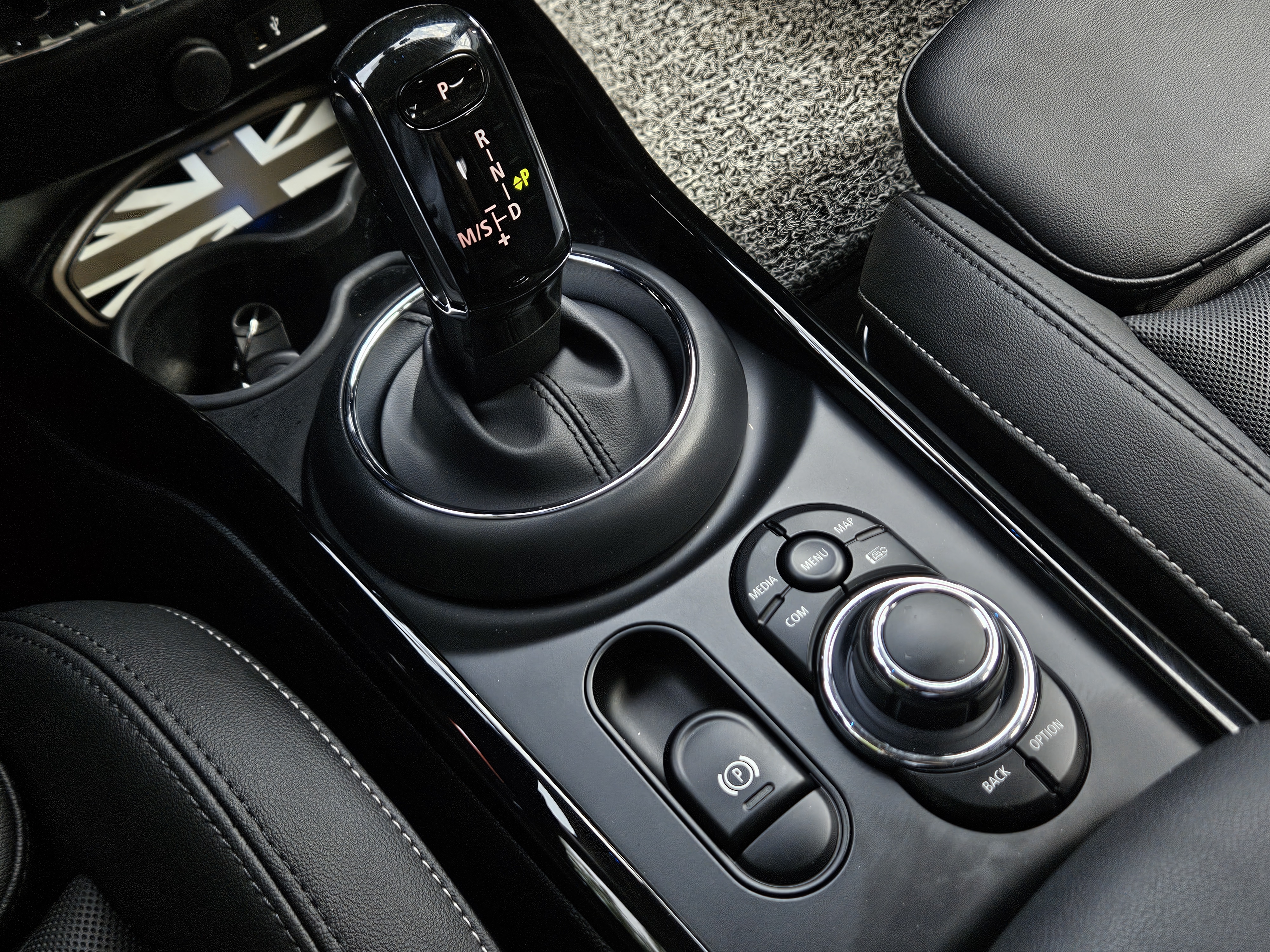 쿠퍼 클럽맨 클래식 2세대 - 사진 13