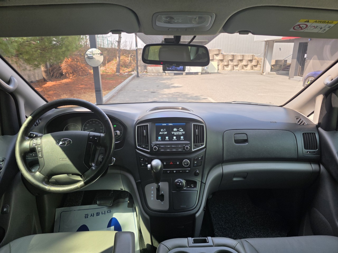 더 뉴 그랜드 스타렉스 4WD 웨건 12인승 스마트 - 사진 6