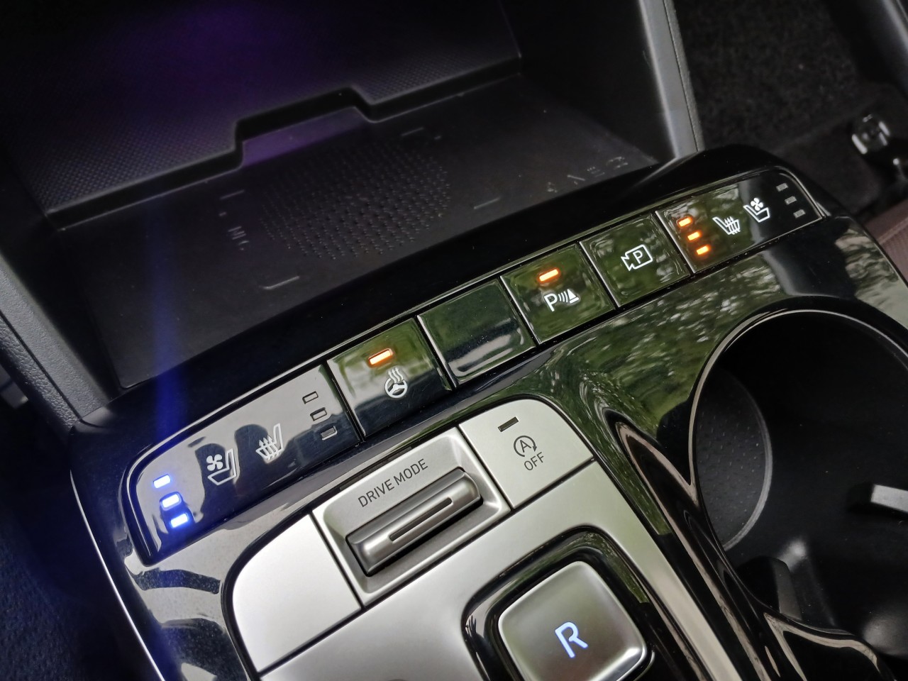 투싼 (NX4) 1.6 터보 2WD 인스퍼레이션 - 사진 18