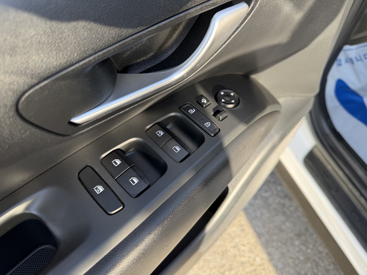 투싼 (NX4) 1.6 터보 2WD 모던 - 사진 6