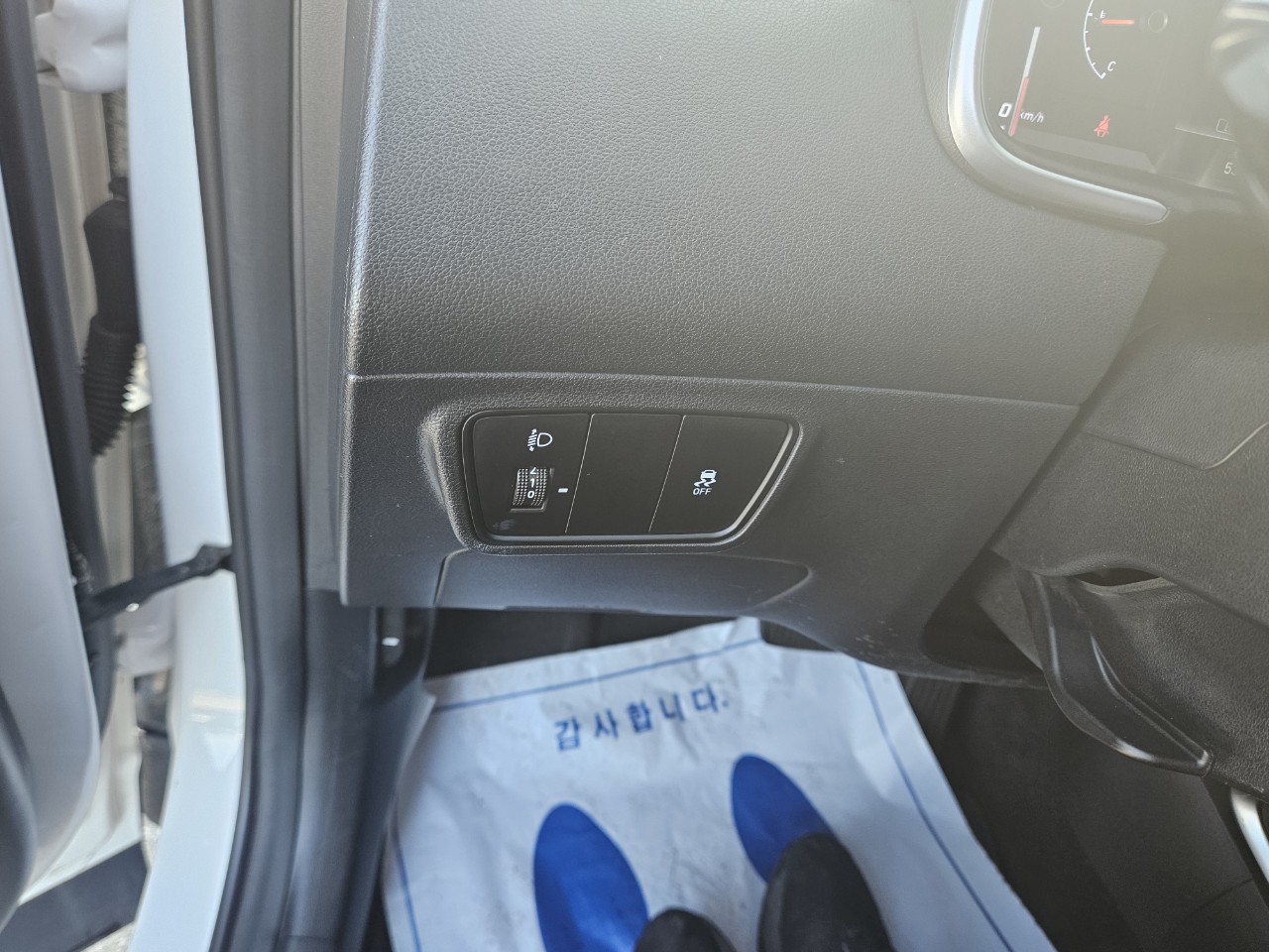 투싼 (NX4) 1.6 터보 2WD 모던 - 사진 14