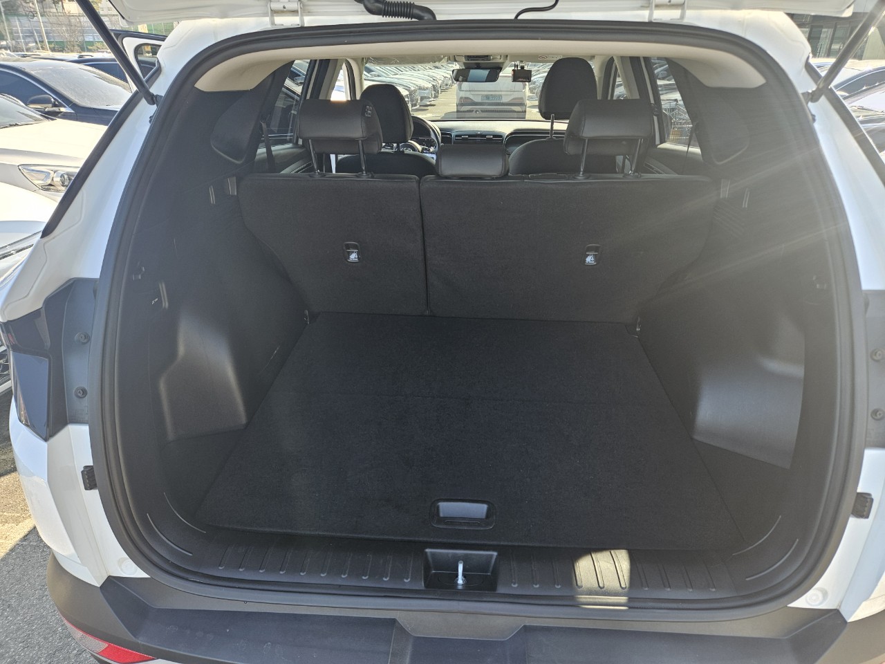 투싼 (NX4) 1.6 터보 2WD 모던 - 사진 18